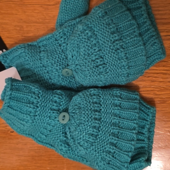 SONOMA BRAND WOMEN'S GREEN HAT & FLIP TOP WARM WINTER GLOVES ONE SIZE FITS MOST - Picture 2 of 10